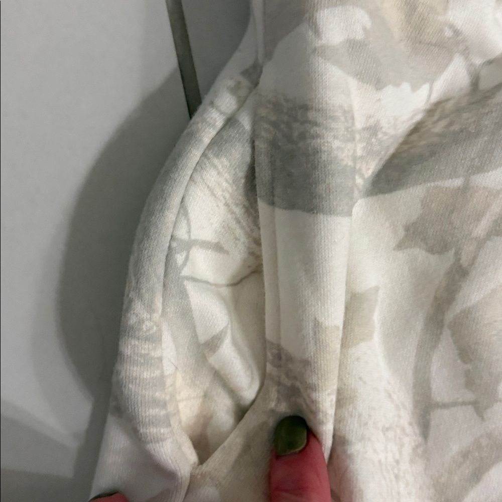 AS Revival Women's Cream Camo Patterned Sweat Pants - Picture 4 of 4